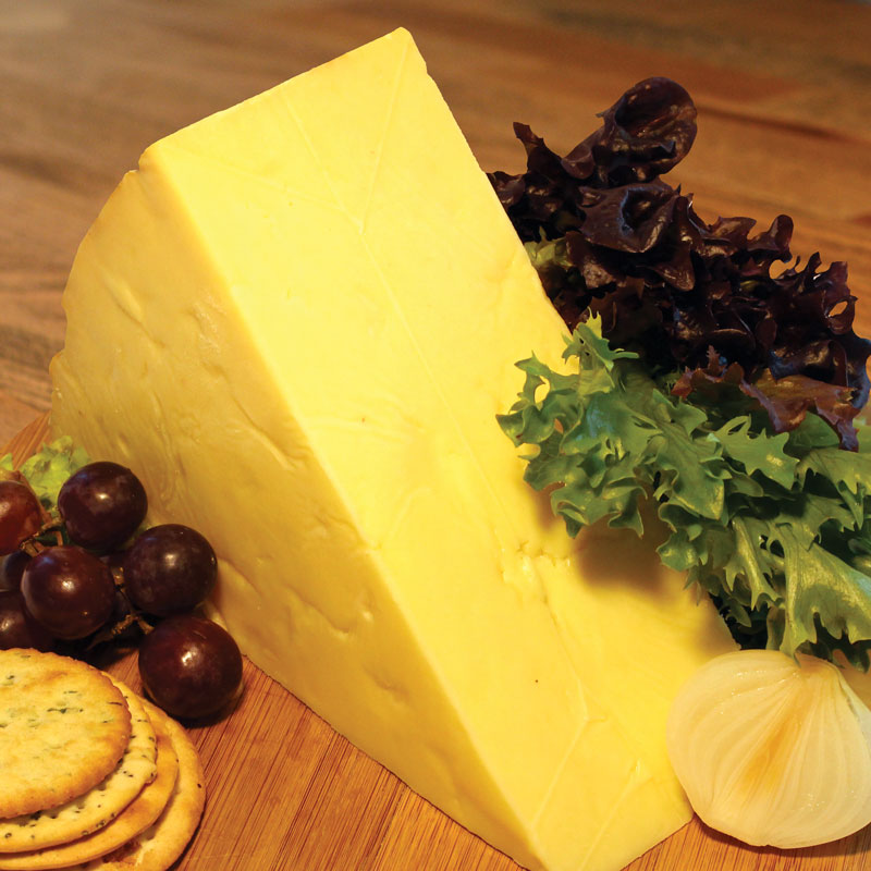 traditional farmhouse mature cheddar cheese