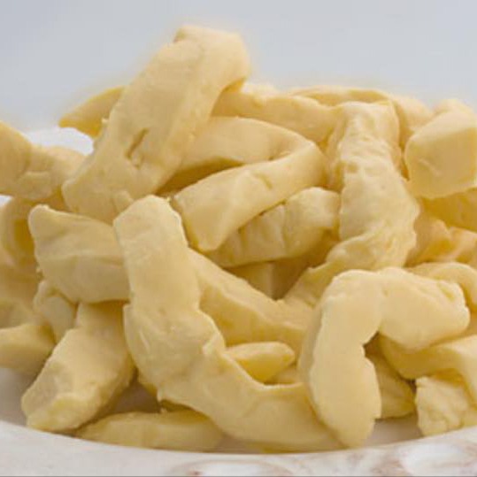 Read more about the article Squeaky Cheese Curd is back! Order traditionally made cheese curd now.